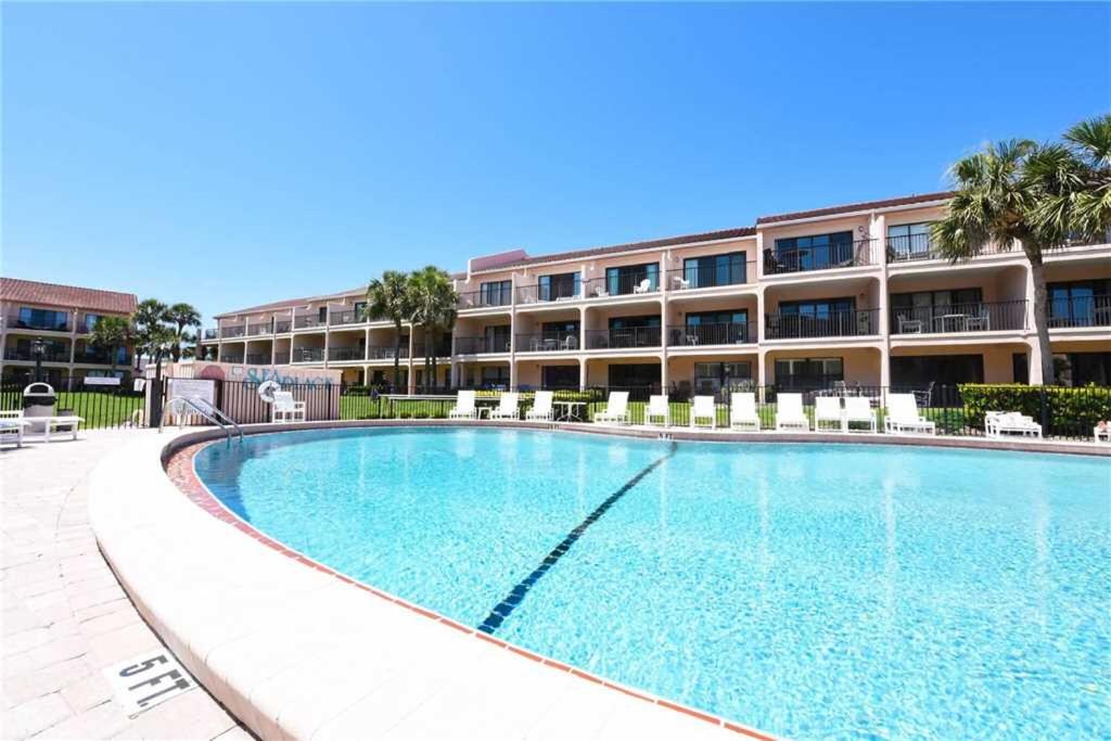 Sea Place 14158 2 Bedrooms Ground Floor Pool Tennis Sleeps 6 WiFi - image 3