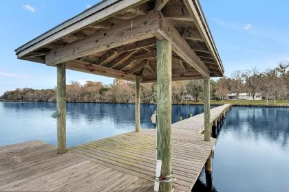 Riverfront House With Dock Fishing Charcoal BBQ AmAZING Sunsets Florida