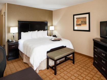 Hampton Inn & Suites Chicago/Saint Charles - image 19