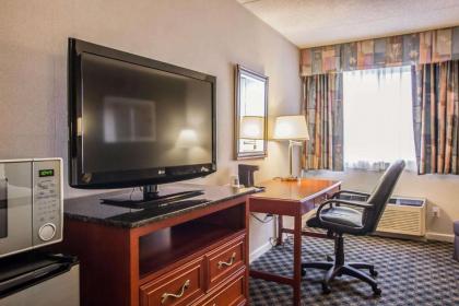 Quality Inn and Suites St Charles -West Chicago - image 19