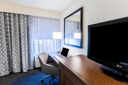 Hampton Inn St. Louis-St. Charles - image 14