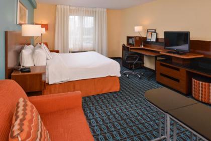 Fairfield Inn St. Louis St. Charles - image 13