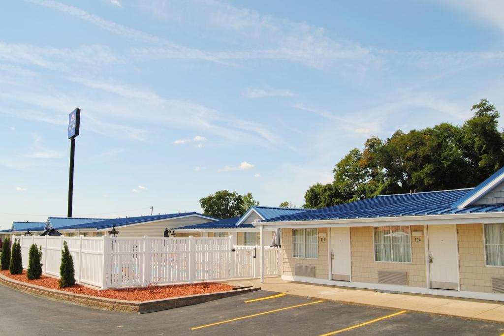 Americas Best Value Inn-Saint Clairsville/Wheeling - image 5