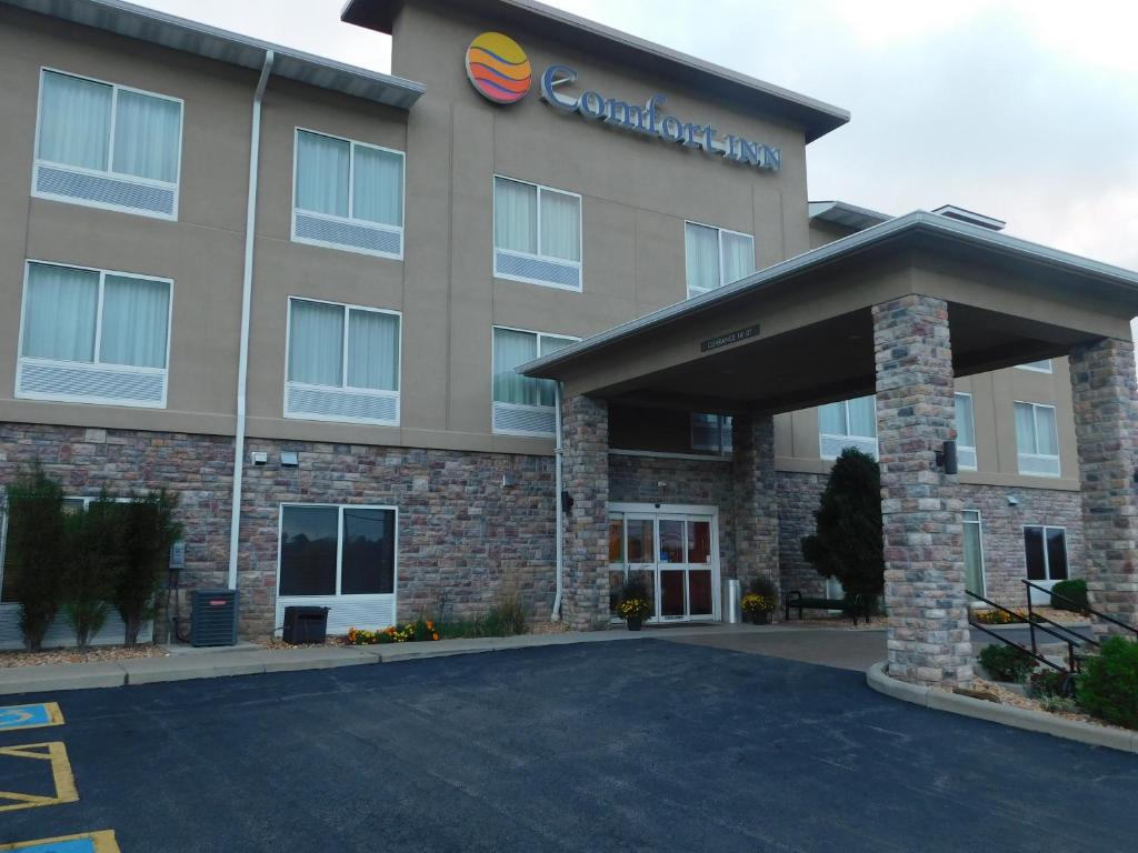 Comfort Inn Saint Clairsville - image 4