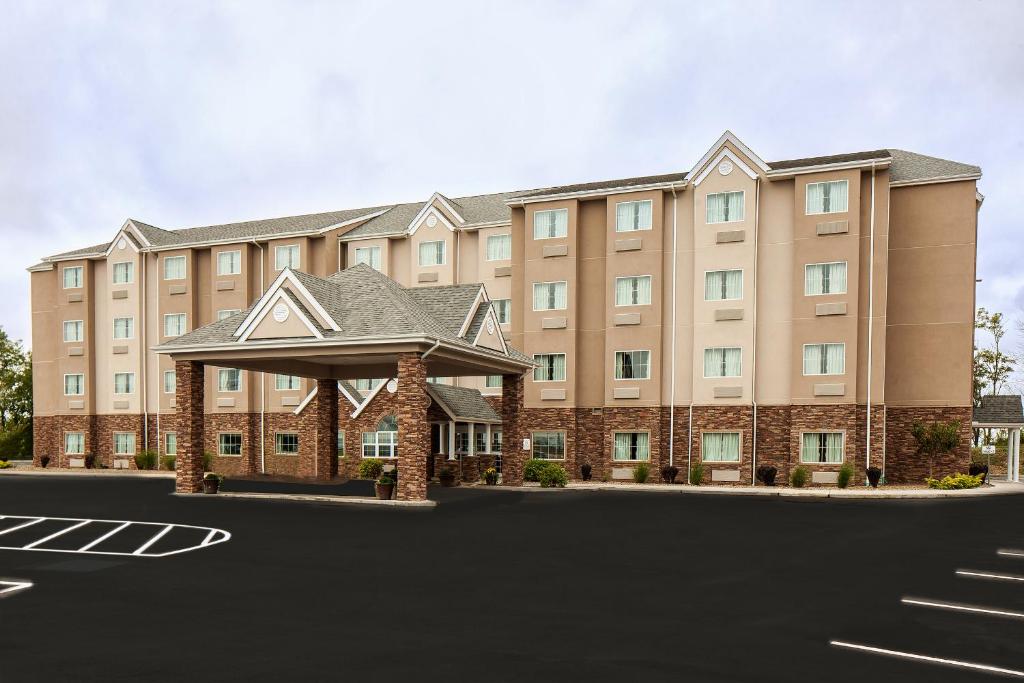 Microtel Inn & Suites - St Clairsville - image 4