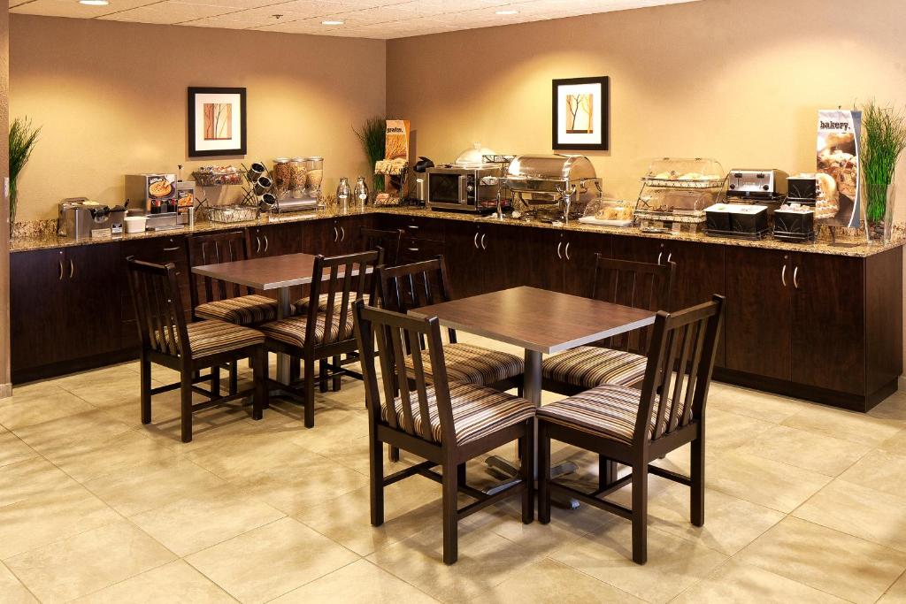 Microtel Inn & Suites - St Clairsville - image 5