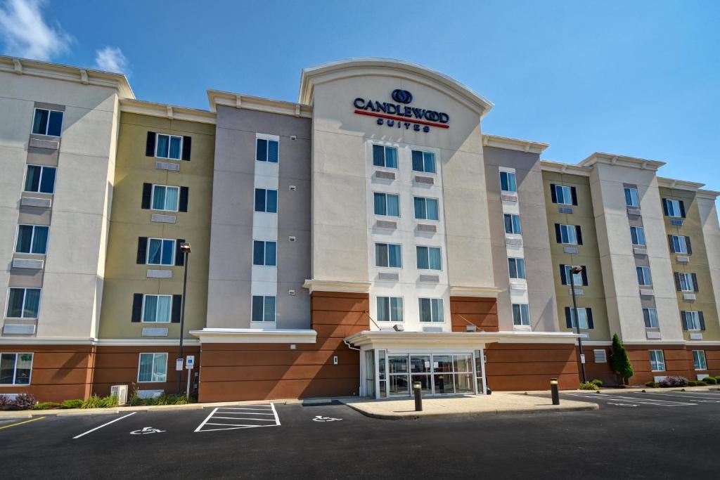 Candlewood Suites St Clairsville Wheeling Area an IHG Hotel - main image