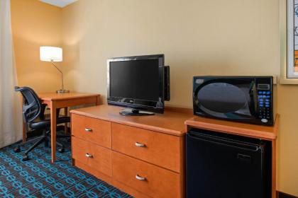 Fairfield Inn & Suites St. Cloud - image 12