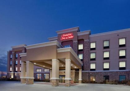 Hampton Inn and Suites St. Cloud - image 1