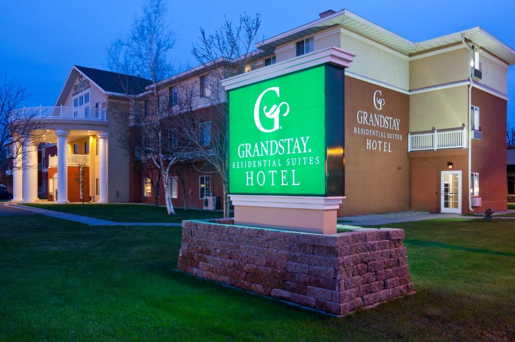 GrandStay Residential Suites Hotel - main image