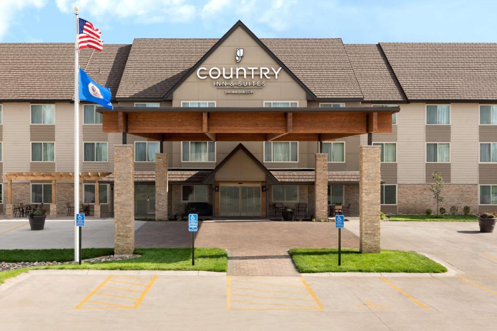 Country Inn & Suites by Radisson St. Cloud West MN - main image