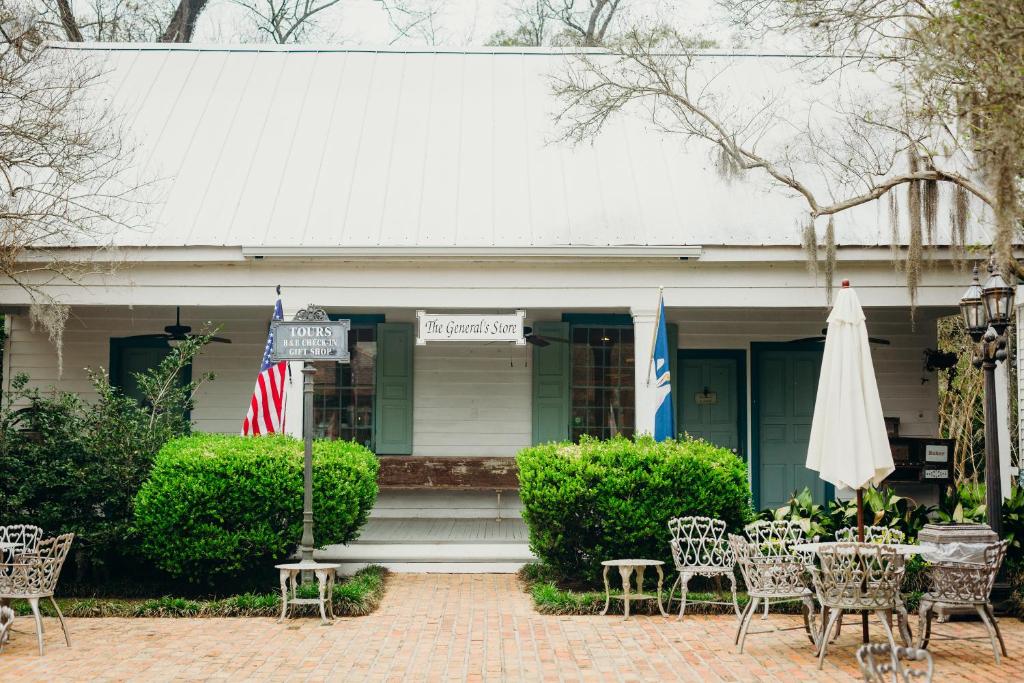 The Myrtles Plantation - image 5