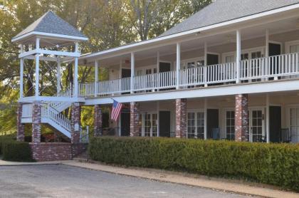 The Lodge at The Bluffs - image 2