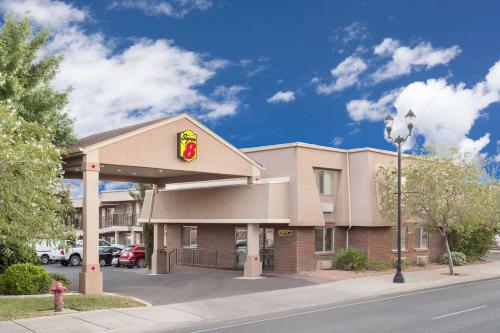 Super 8 by Wyndham St. George UT - main image