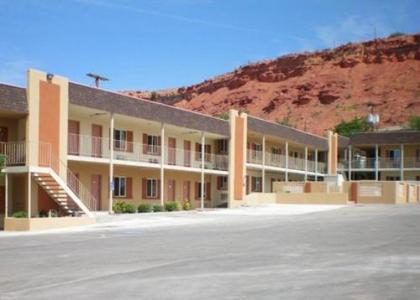 Economy Inn & Suites - image 2