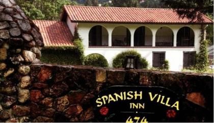 Spanish Villa Inn - image 14