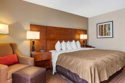 Quality Inn Saint Ignace - image 11