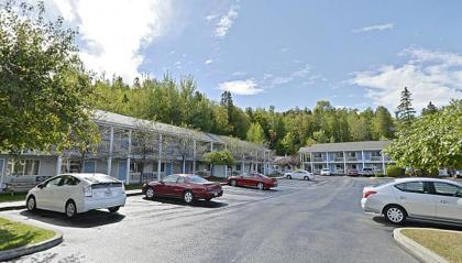 Americas Best Value Inn Saint Ignace - image 10