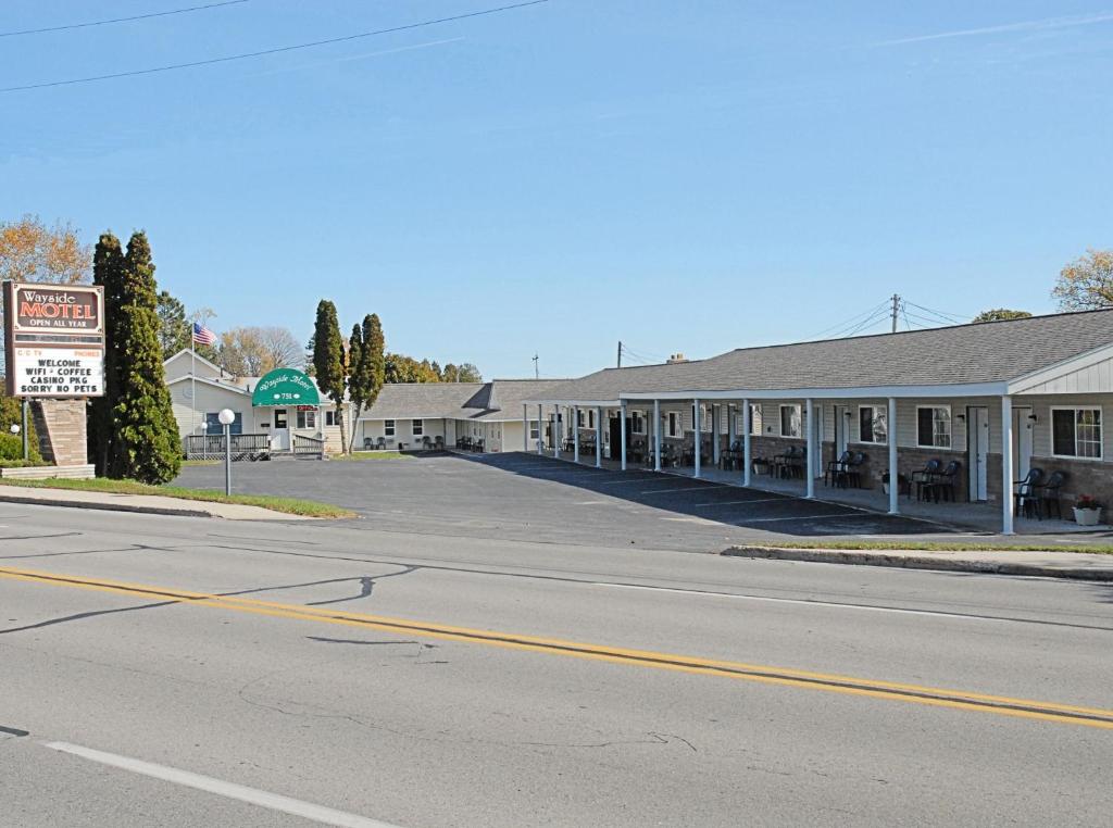 Wayside Motel - image 2