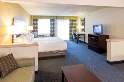 Holiday Inn Express Hotel & Suites-Saint Joseph an IHG Hotel - image 4