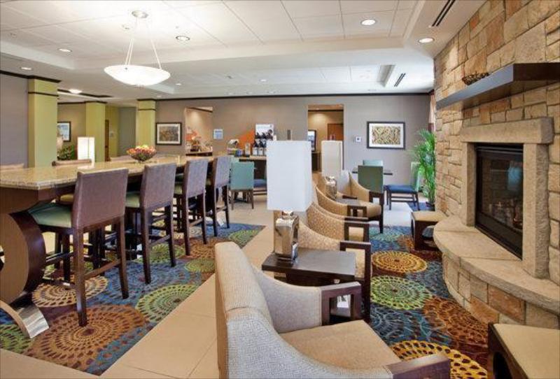 Holiday Inn Express Hotel And Suites St Joseph - image 7