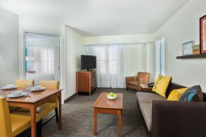 Residence Inn by Marriott St. Louis Downtown - image 5