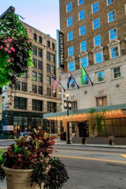 Courtyard St. Louis DowntownConvention Center Saint Louis Missouri