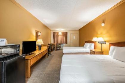 Americas Best Value Inn St. Marys - image 15