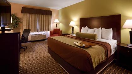 Best Western PLUS Executive Inn - image 14