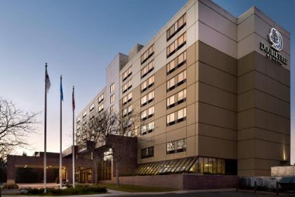 DoubleTree by Hilton St. Paul MN - image 7