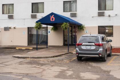 Motel 6 St Paul Mn