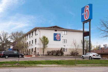 Motel 6-Saint Paul MN - I-94 - image 4