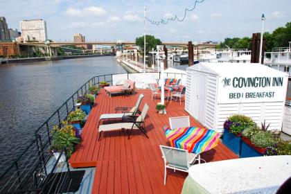 The Covington Houseboat - image 1