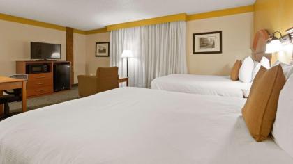 Best Western Plus Como Park Hotel - image 13