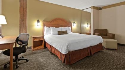 Best Western Plus Como Park Hotel - image 7