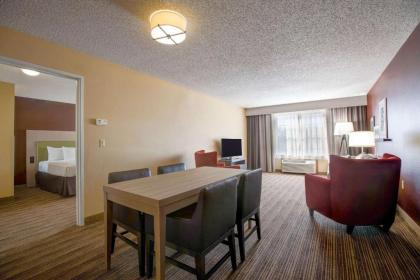 Comfort Inn & Suites St. Paul Northeast - image 14