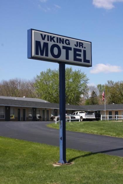 Viking Jr. Motel - image 12