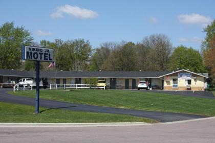 Viking Jr. Motel - image 8