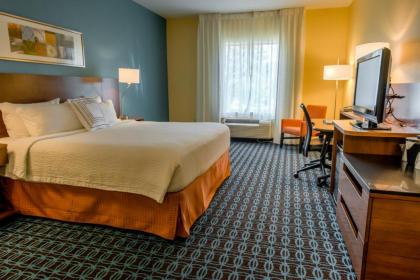 Fairfield Inn Fort Leonard Wood St. Robert - image 4