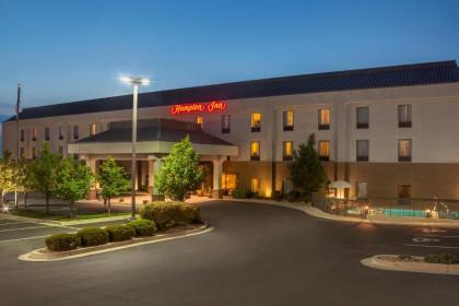 Hampton Inn Saint Robert - image 11