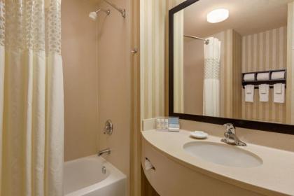 Hampton Inn Saint Robert - image 5