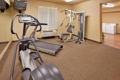 Candlewood Suites St. Robert an IHG Hotel - image 11