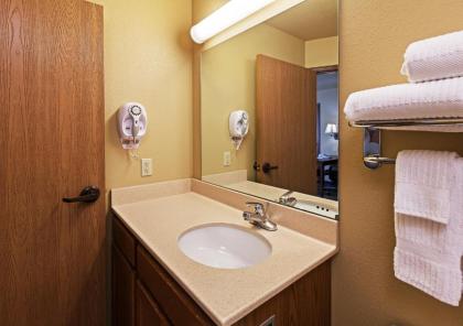 Candlewood Suites St. Robert an IHG Hotel - image 15