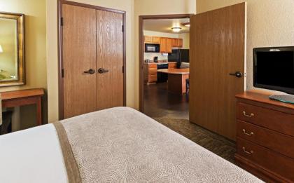 Candlewood Suites St. Robert an IHG Hotel - image 2