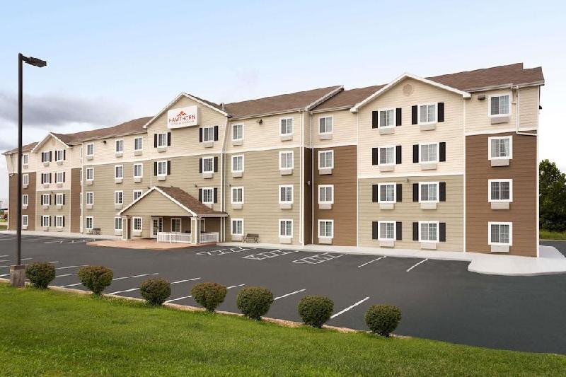 Hawthorn Suites by Wyndham St Robert/Ft Leonard Wood - main image