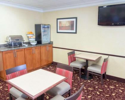 Comfort Inn New Orleans Airport South - image 8