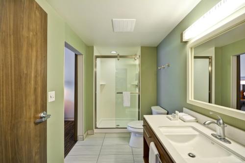 Home2 Suites By Hilton St. Simons Island - image 4