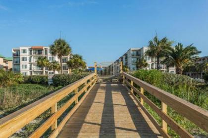 Beach Club # 133 - St Simons Island - image 4