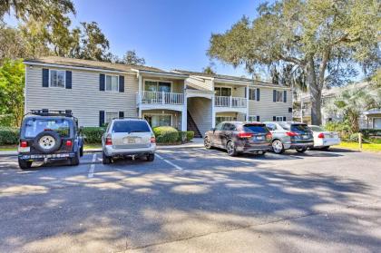 Amenity-Rich St Simons Condo 1 Mi to Beaches! - image 11