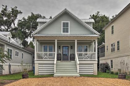 Spacious St Simons Home 4 Mi to East Beach! - image 3